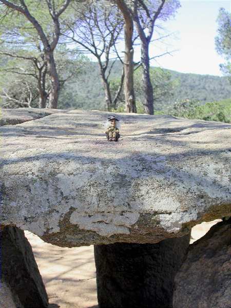 Bruixa al Dolmen de Pedra Gentil