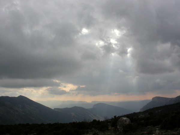 Núvols amb entrades de llum