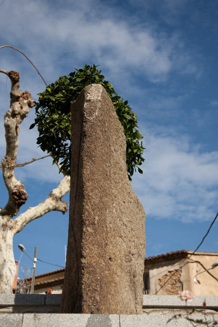 Menhir de Can Gurri 2de3