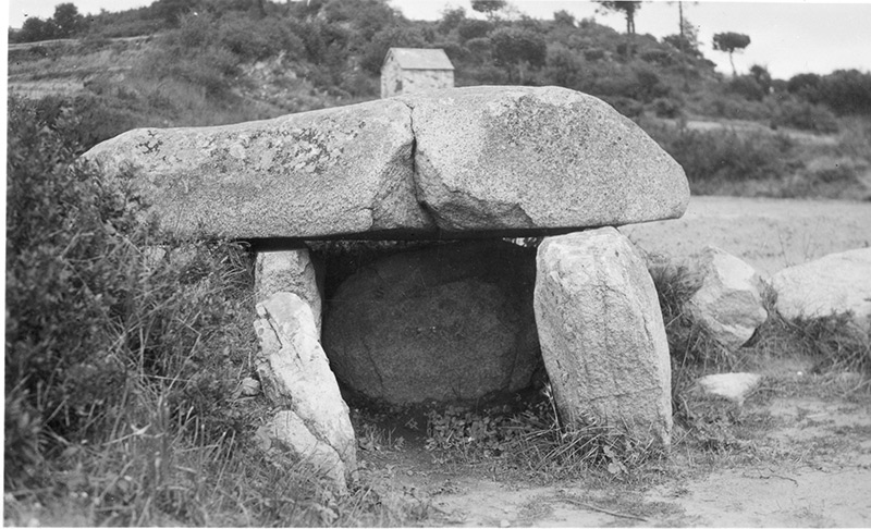 Dolmen de Can Boquet o roca d'en Toni