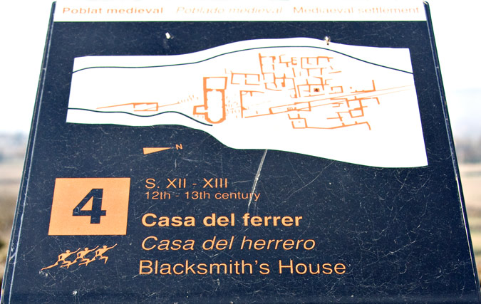 Cartell: Casa del ferrer 8de9