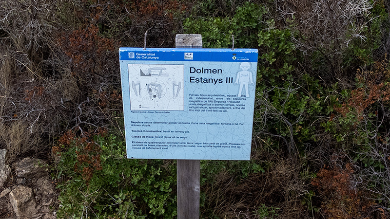 Cartell: Dolmen  Estanys III