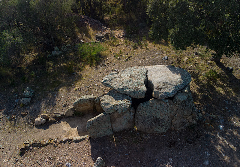 Dolmen : La Cabana Arqueta.