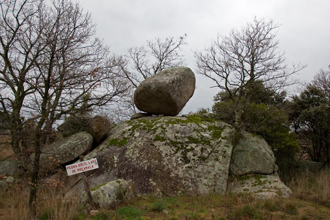 Pedra oscil-lant de Rocamala 2de4