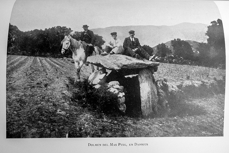 Dolmen  del Mas Puig, en Darnius