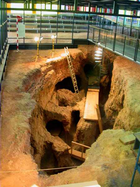 Parc arquològic de Gavà, Mines de variscita