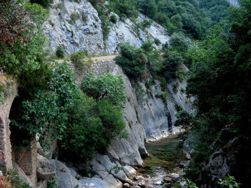 Hermita de Sant aniol d´aguja 2 de 13