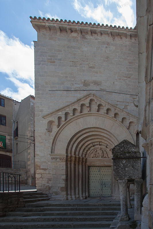 Passejant per: Vallbona de Monges.