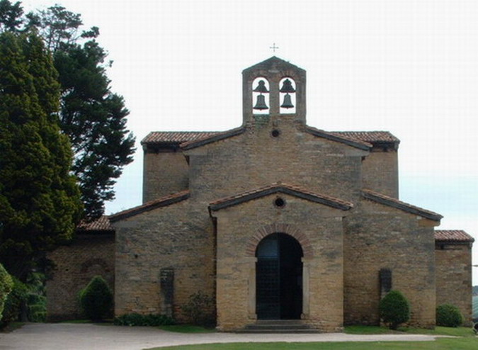 San Julián de los Prados