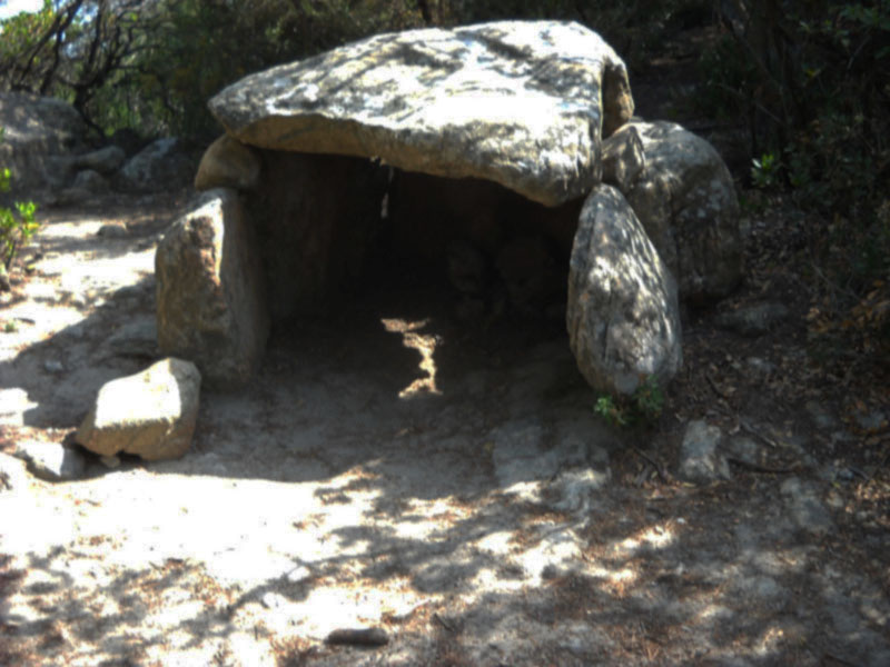 Dolmen de Cellecs o cabana del moro