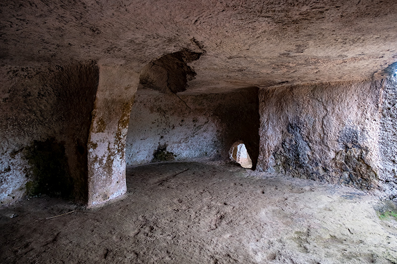 Cova de la Necròpolis de Cala Morell