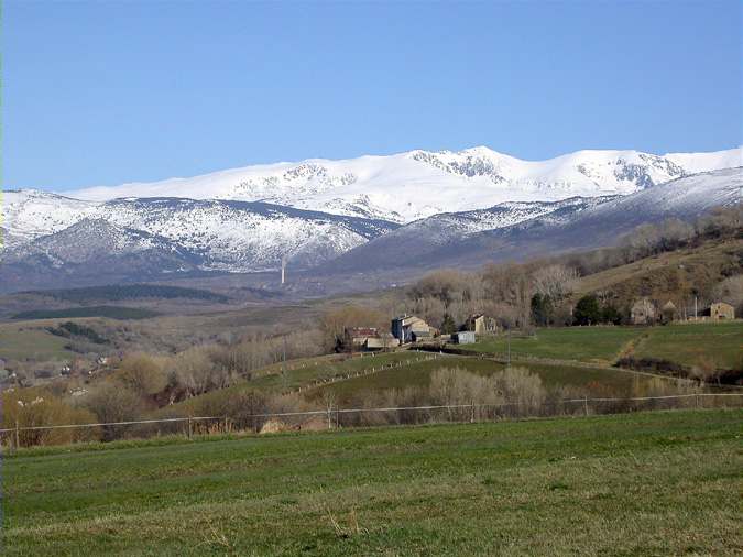 Alta Cerdanya amb Targasona i la Central Themis al fons