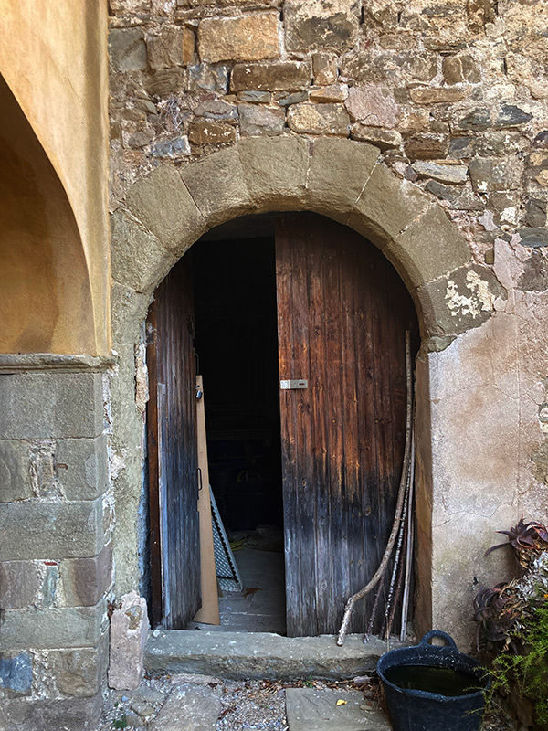 Església  Santa Maria de Castellar.