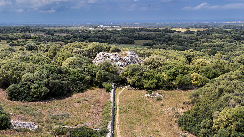 Caminant pel Poblat de Torrellafuda