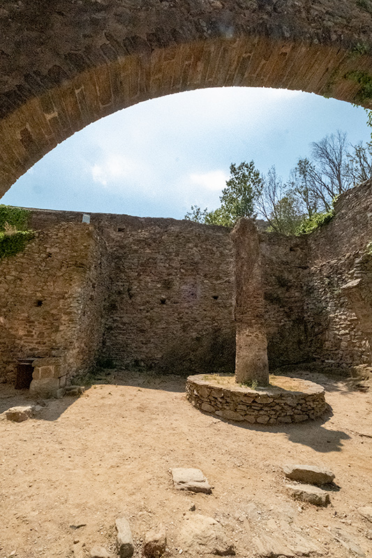 Passejant pel Monastir