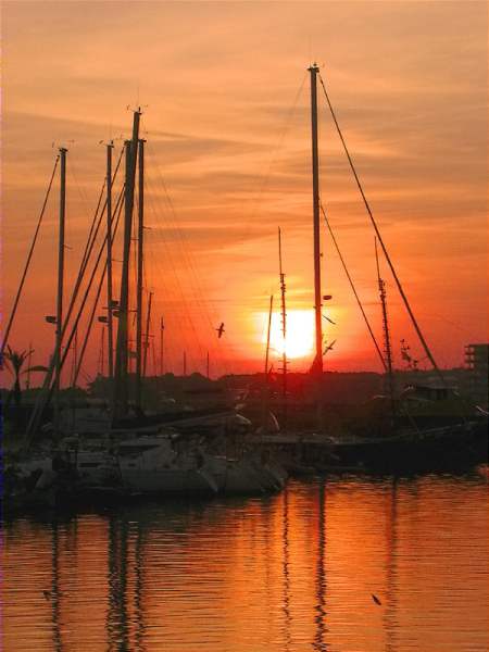 Posta de sol al port de l'Estartit