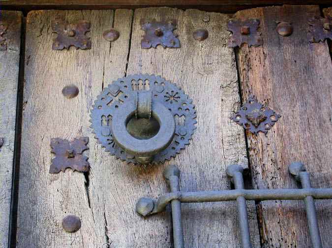 Porta ferrada de Can Pascual, Llorà