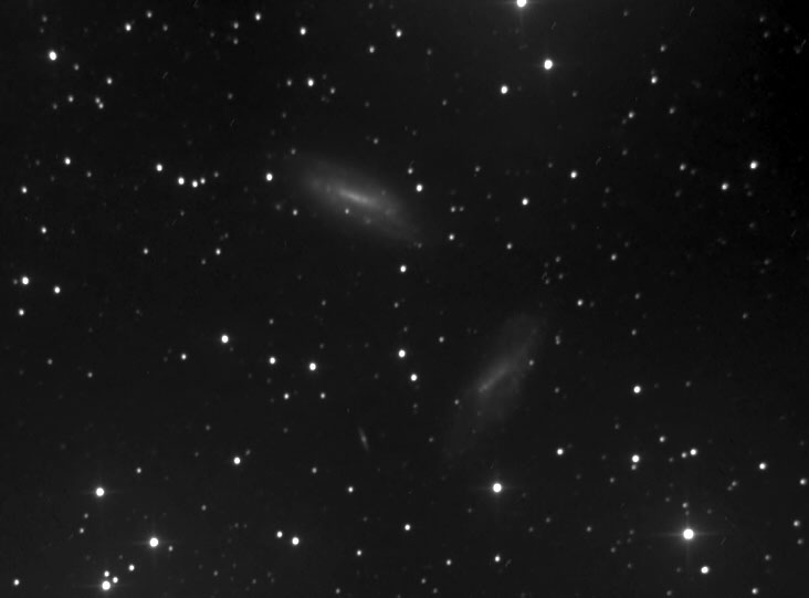 Galàxies veïnes NGC672 i IC1727