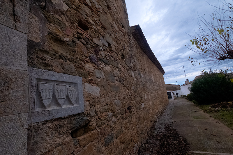 Lapida sepulcral del Cavaller Arnau Pontós