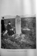 Menhir de Vilartolí, en San Clemente Sasebas