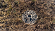 Dolmen del sot de la tomba de can Parés.