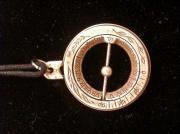 Rellotge de sol, anell universal, penjoll 1 de 2