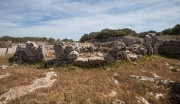 Pel poblat Talaiòtic de Torre d'en Galmés