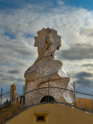 Passejant per "La Pedrera" i/o casa Millà.